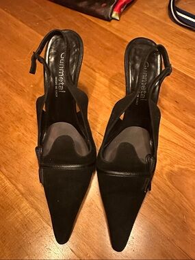 Gunmetal Black Pointed Slingback Heels, velvet